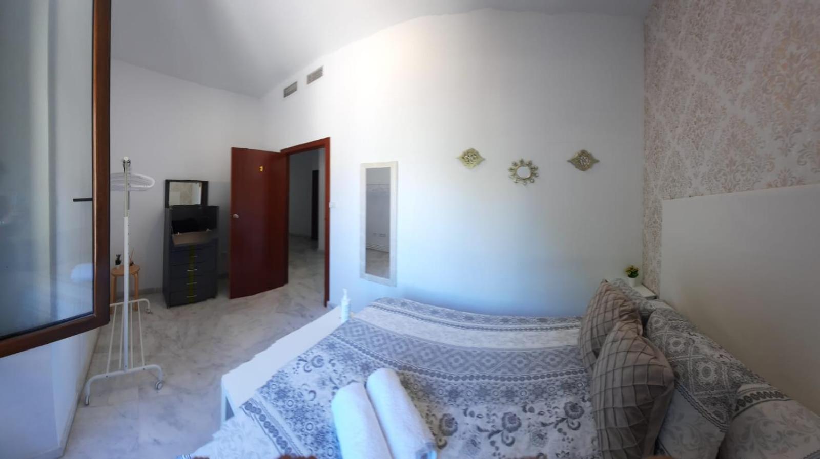 Budget & Lovely Setas Apartamento *
