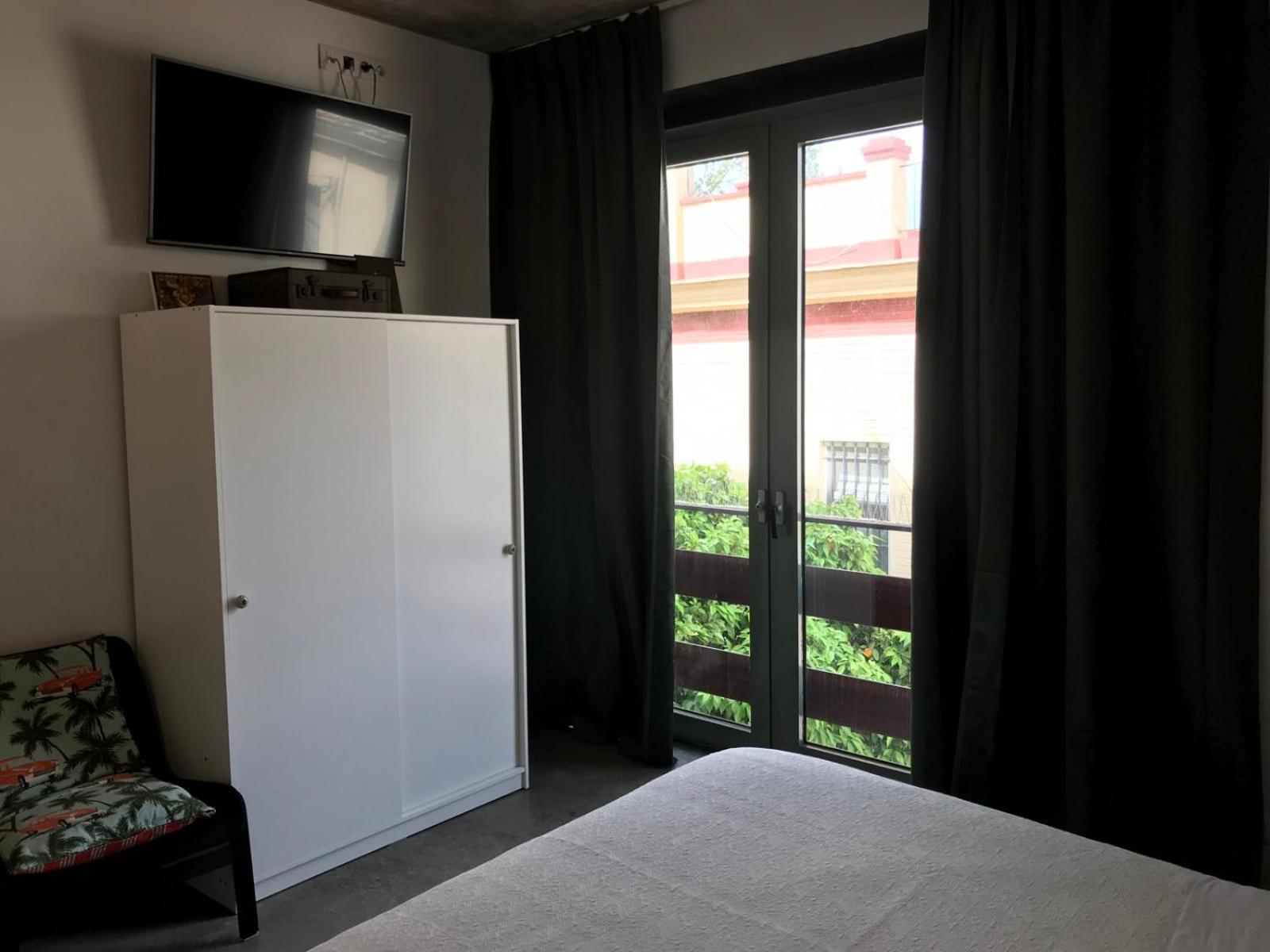 Aparthotel Urban House Siurot 33