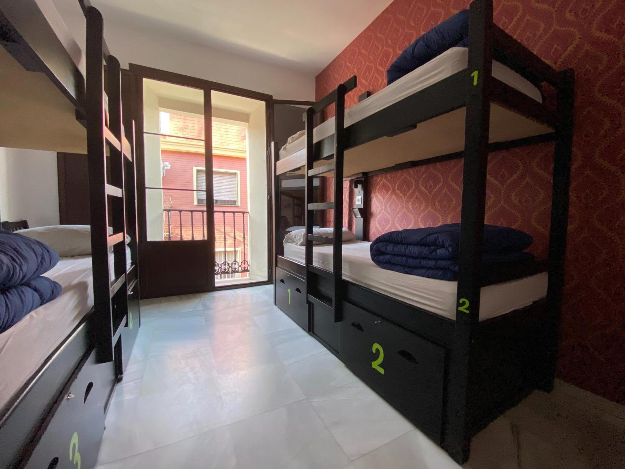 Joy Plaza De Armas Hostel