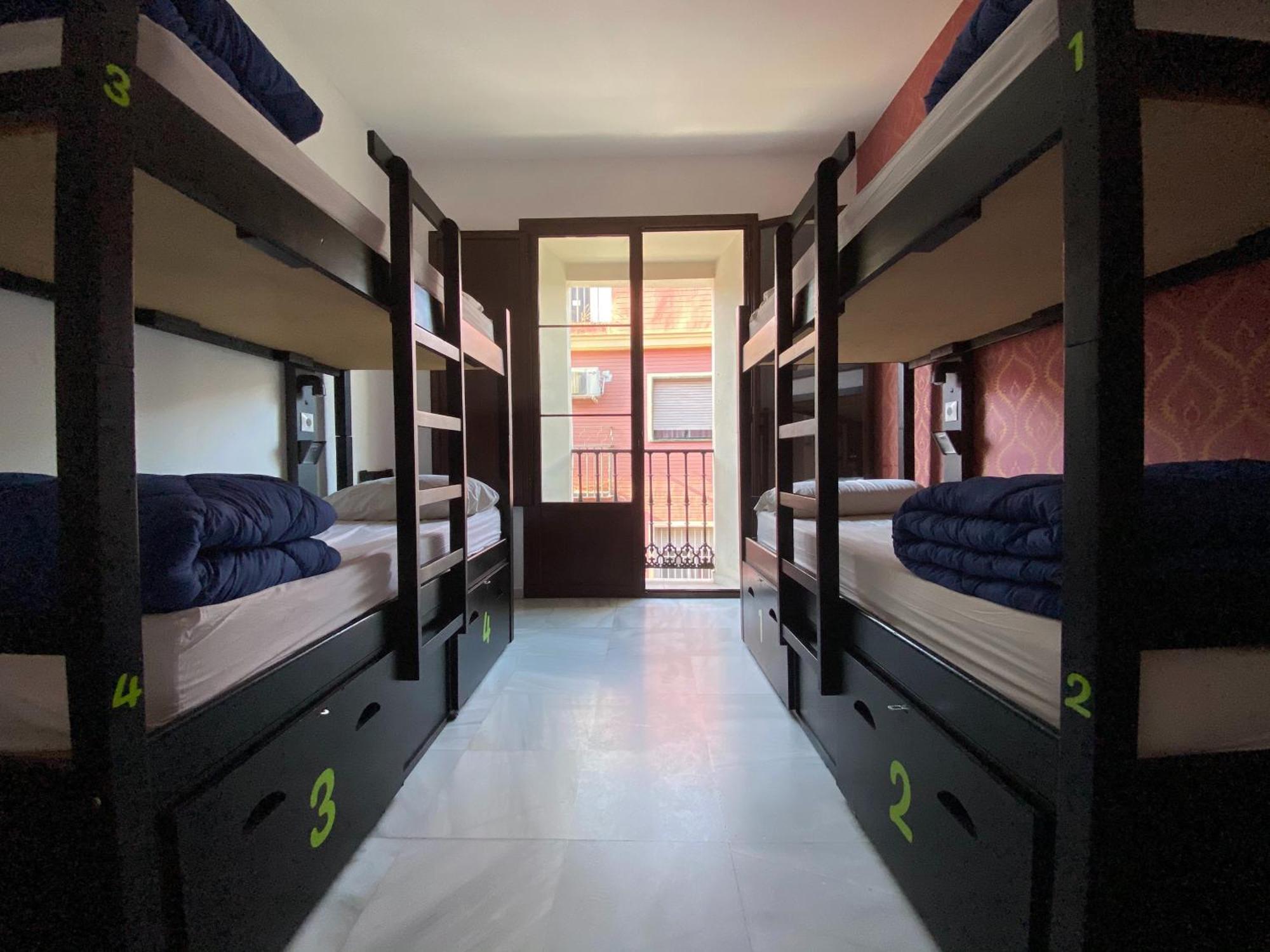 Joy Plaza De Armas Hostel *