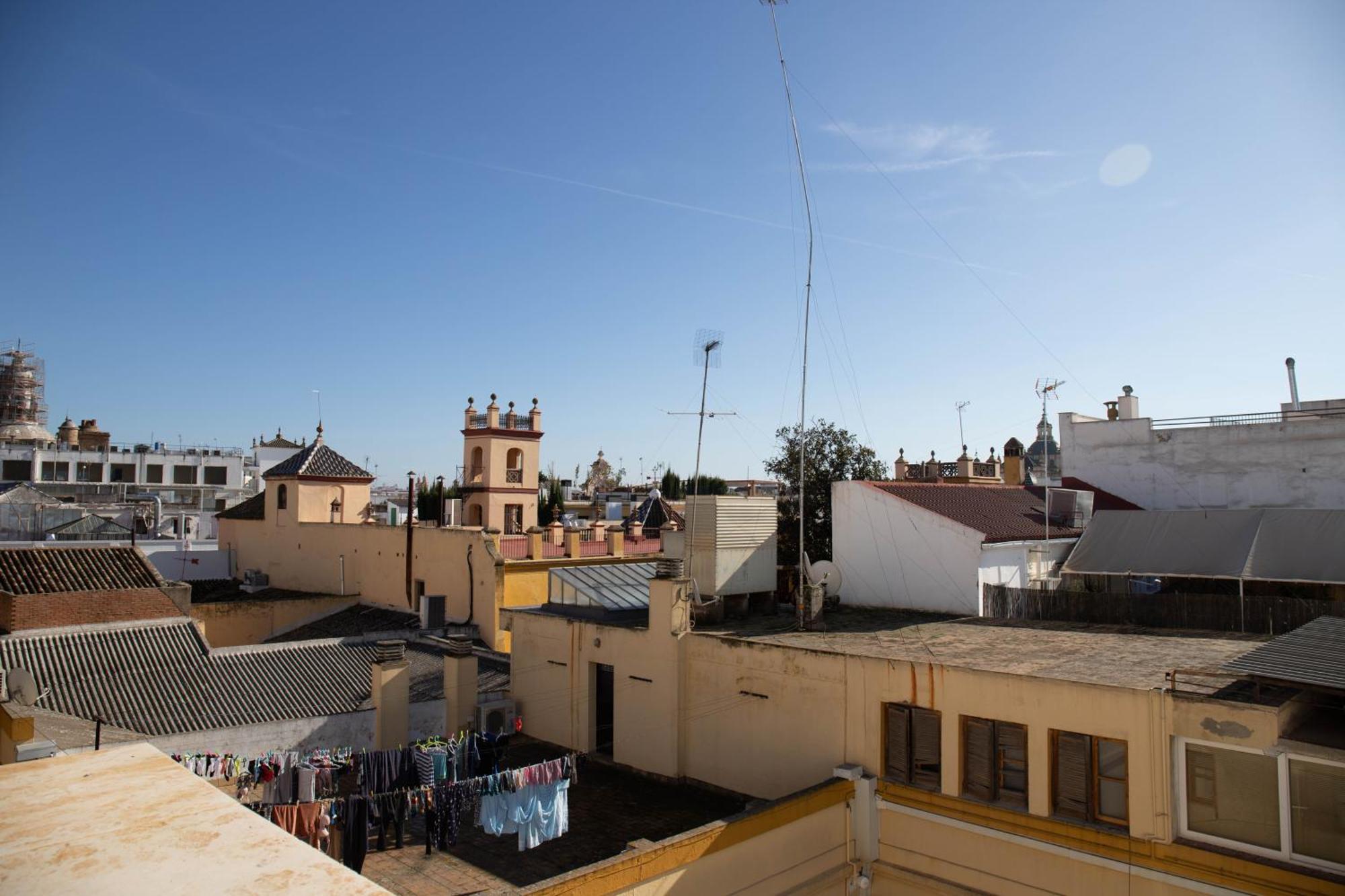 Nqn Aparts & * Seville