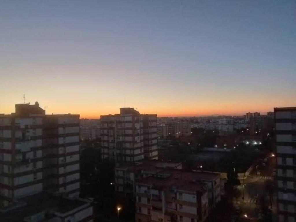 Privadas Con Cama Doble En Homestay