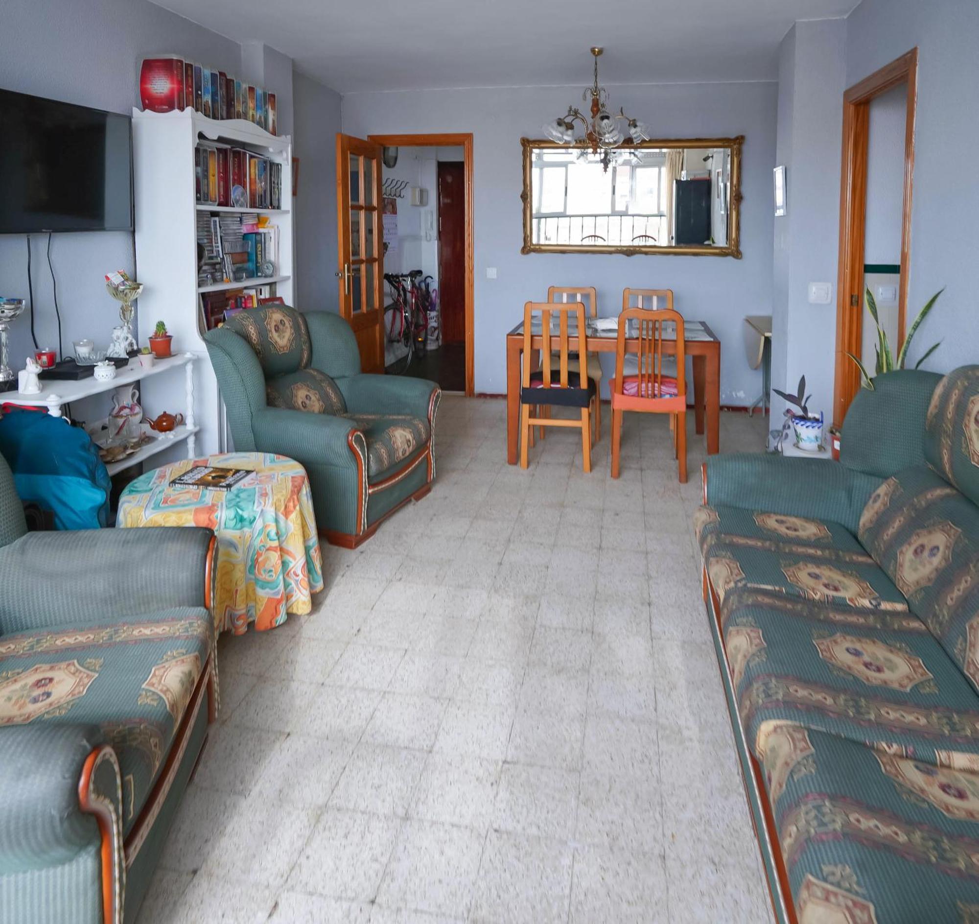 Privadas Con Cama Doble En Homestay