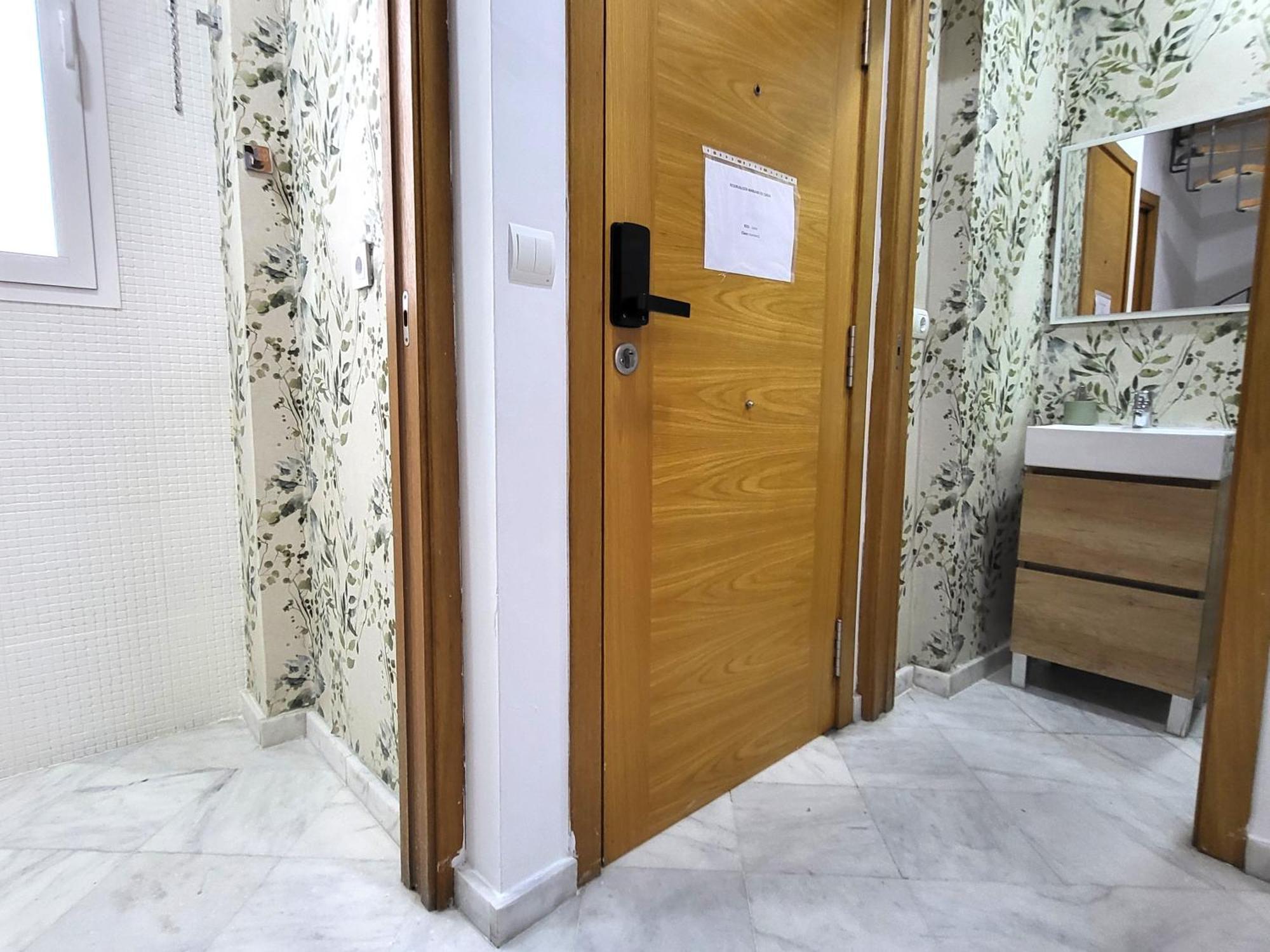 Reservaloen Mariano De Cavia Apartamento *