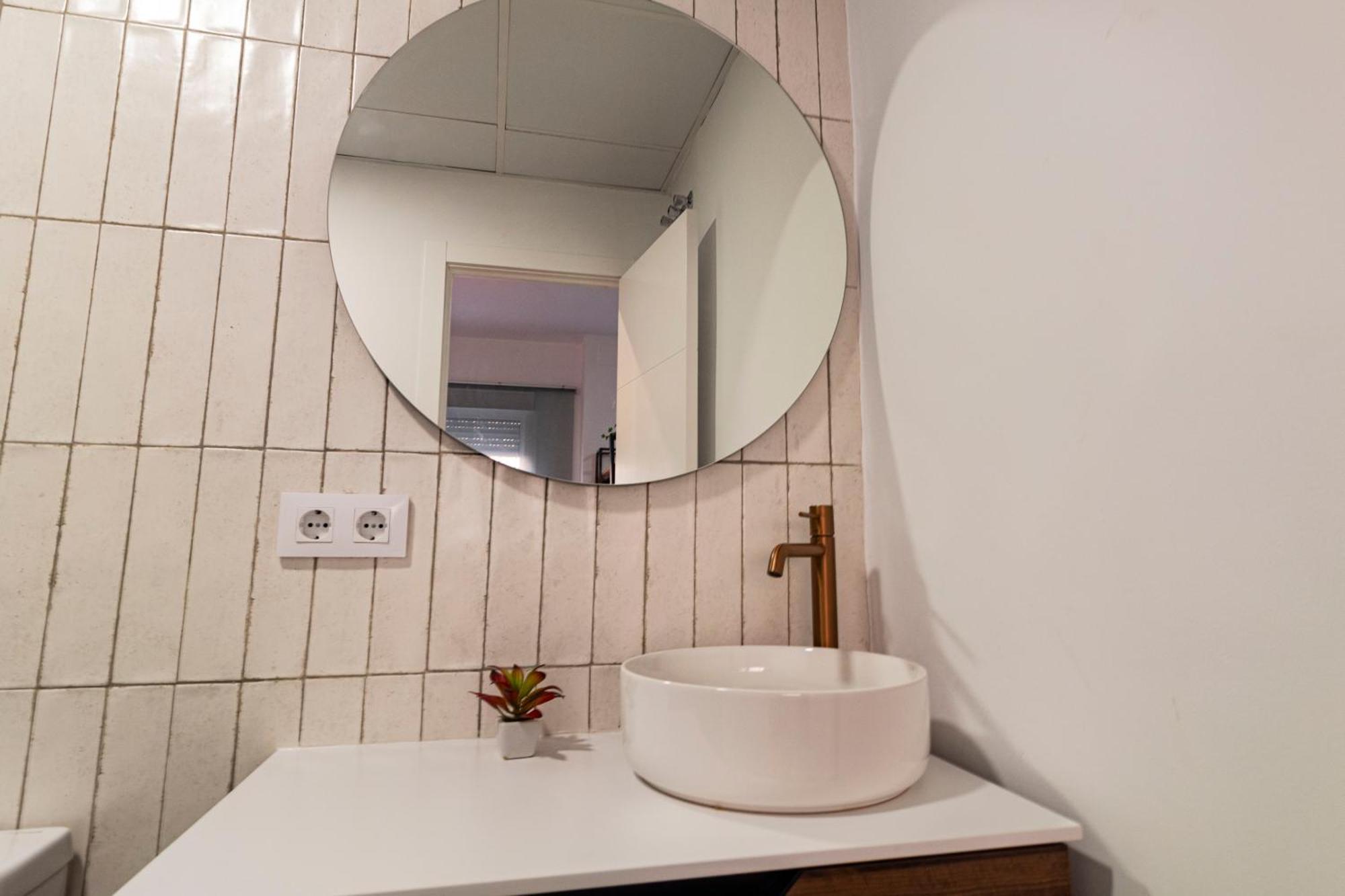 Nuevo Acogedor Estudio Junto Sta Justa Y Aeropuerto *