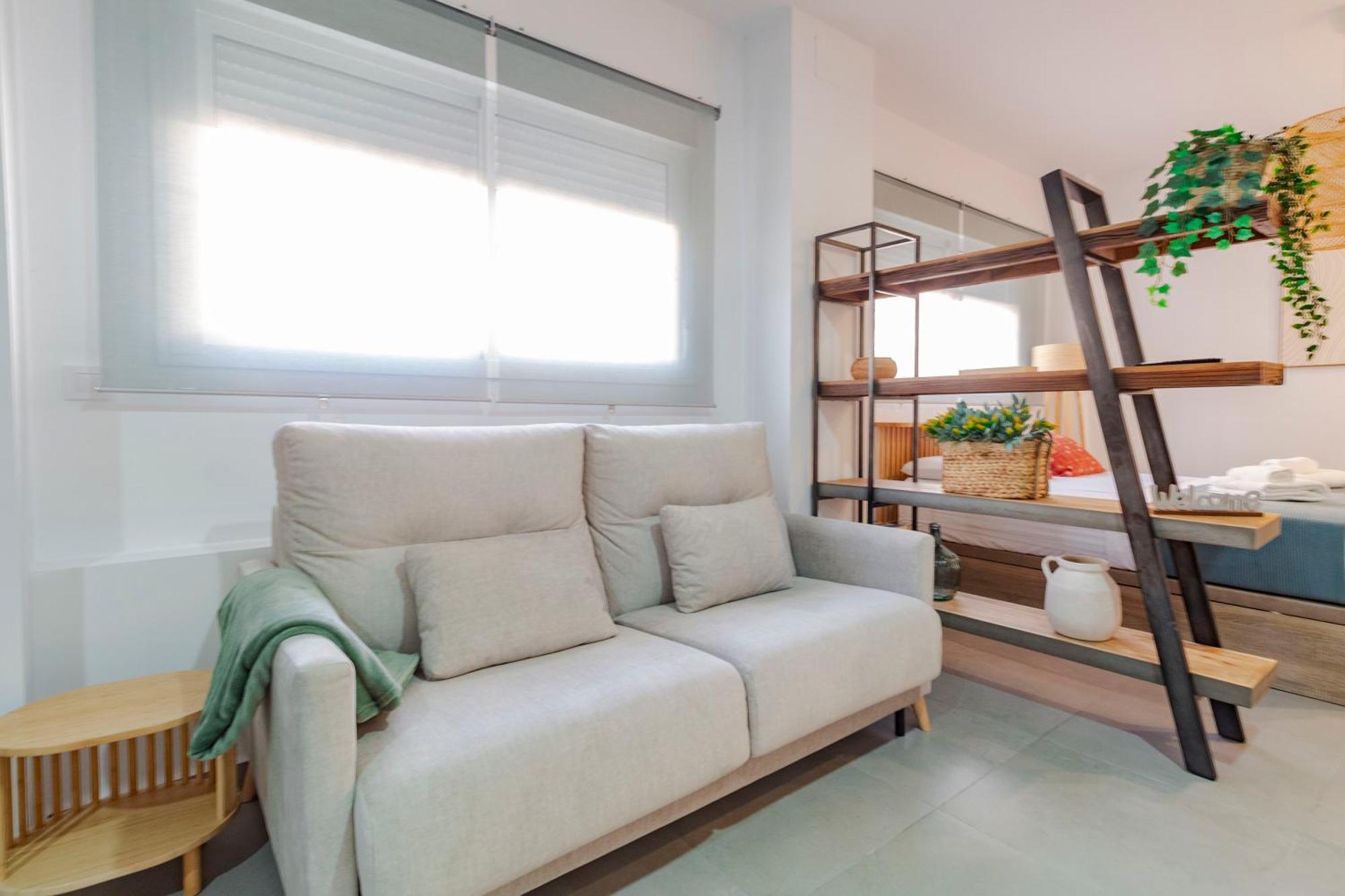 Nuevo Acogedor Estudio Junto Sta Justa Y Aeropuerto Seville