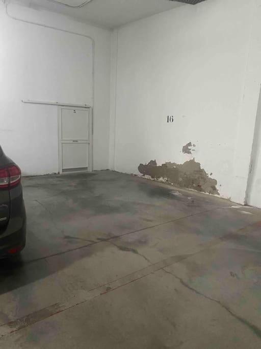Centro Con Parking Apartamento *