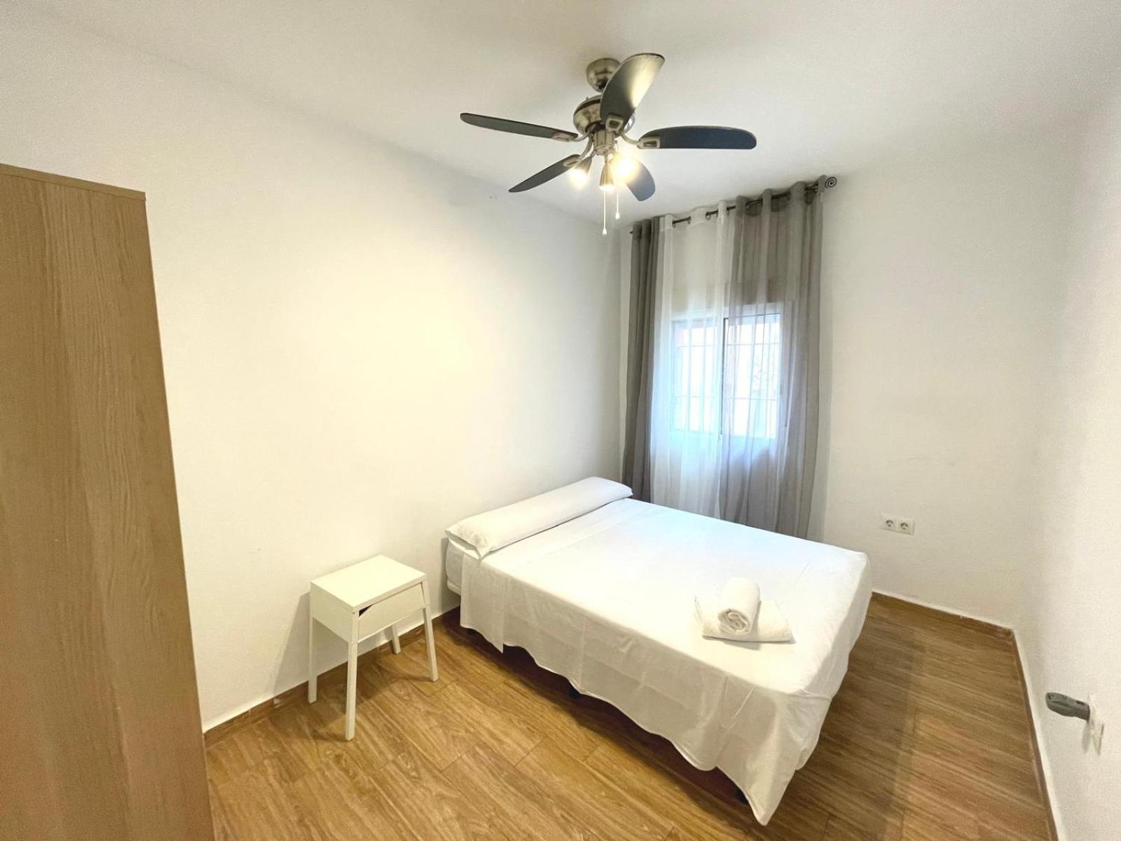 Triana Roomable Apartamento