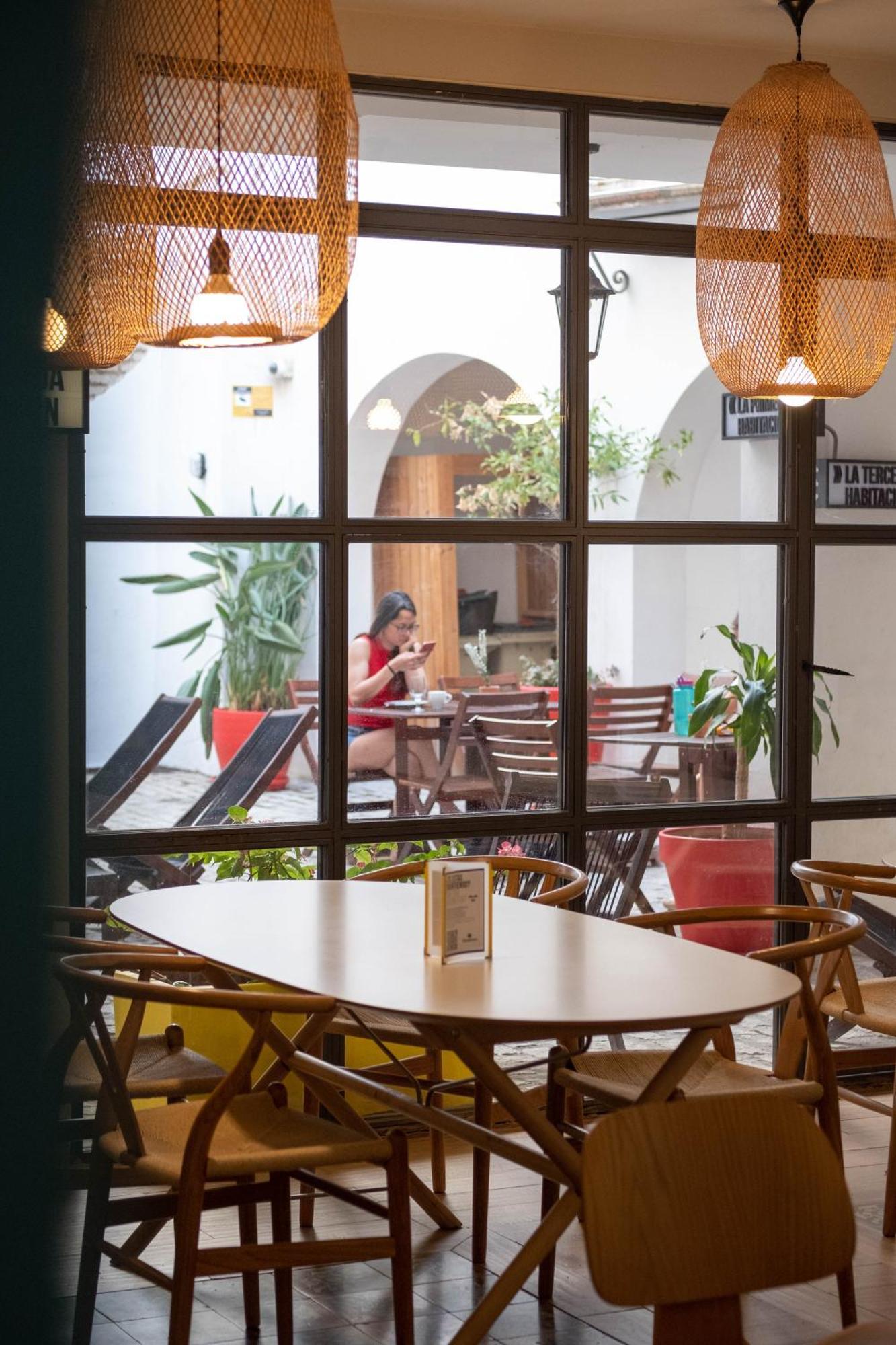 Hostal U-sense For Sevilla
