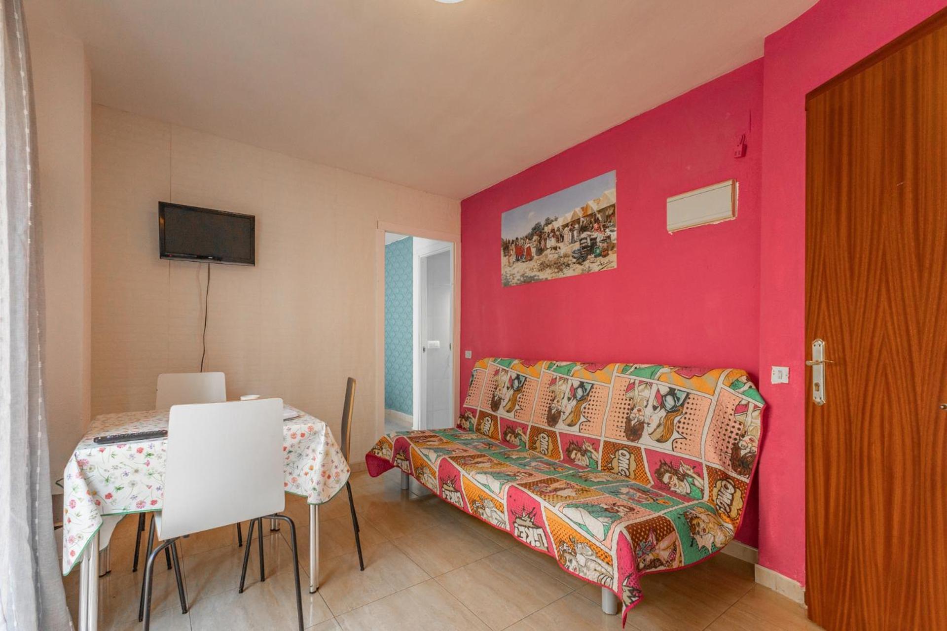 Duque Center Premium Suites, Free Parking Apartment