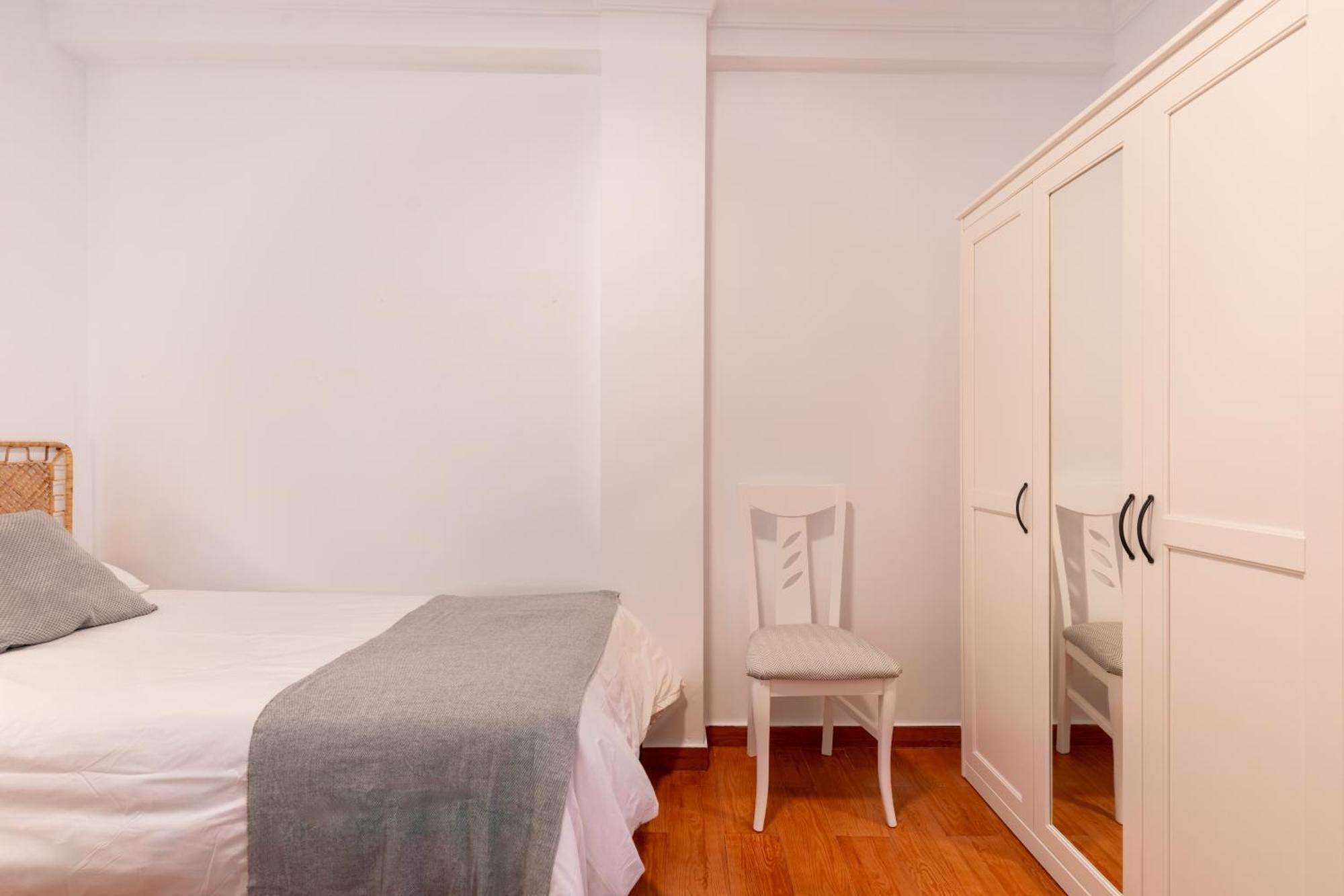 Bn Luminoso Familias En Excelente Ubicacion Apartamento