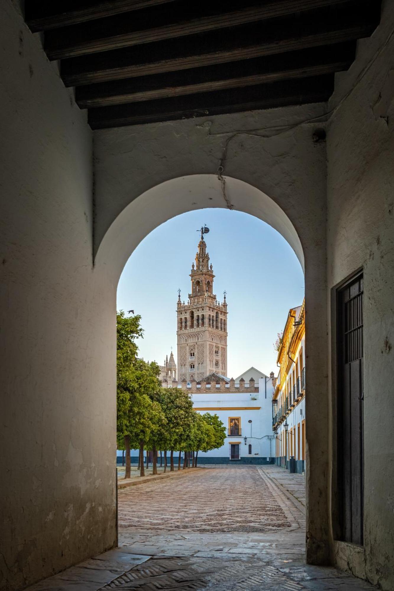 Encantador A Un Paso De La Catedral