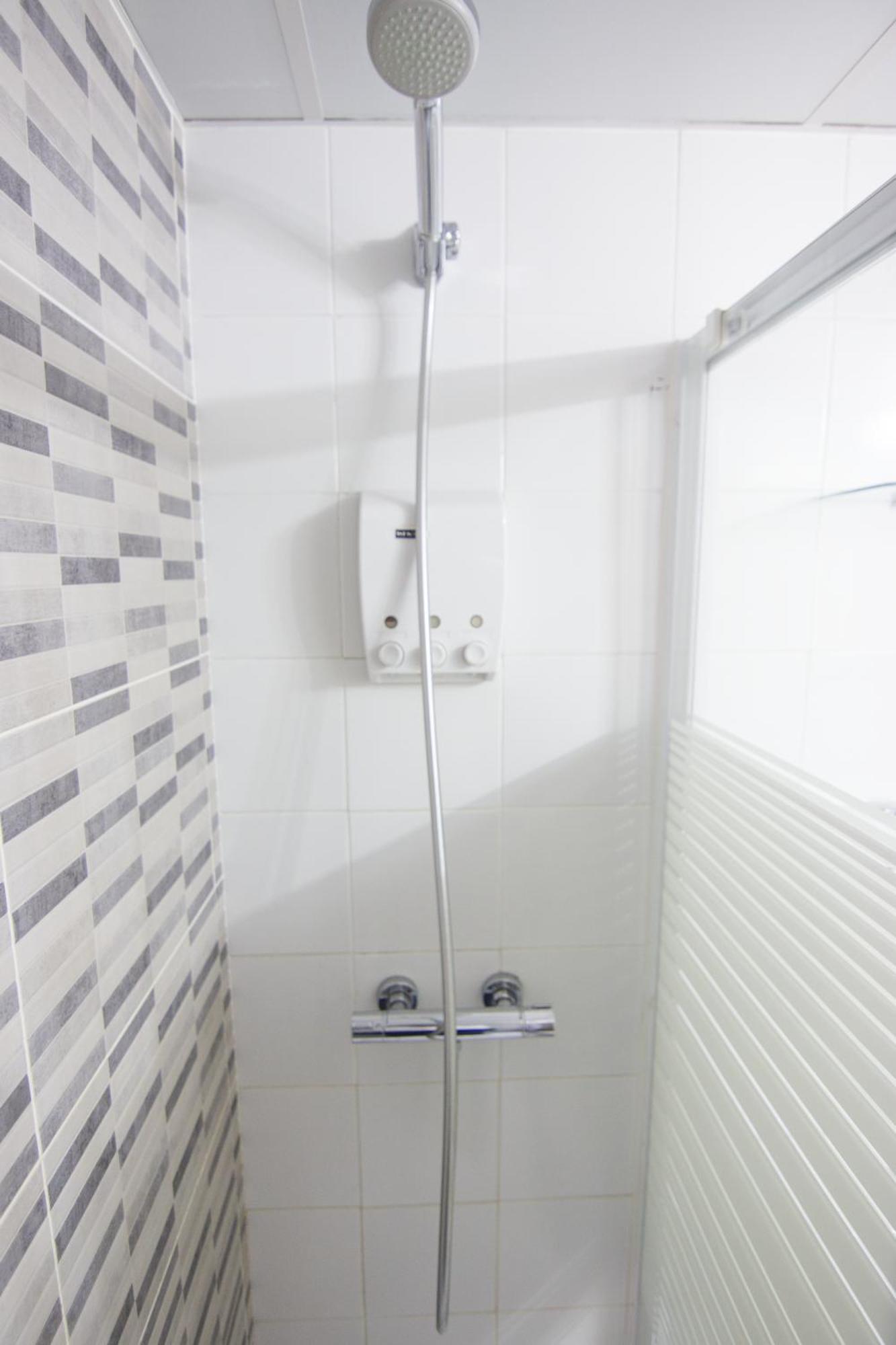 Rentalsevilla Confortable Cerca Del Barrio De Santa Cruz Apartamento *