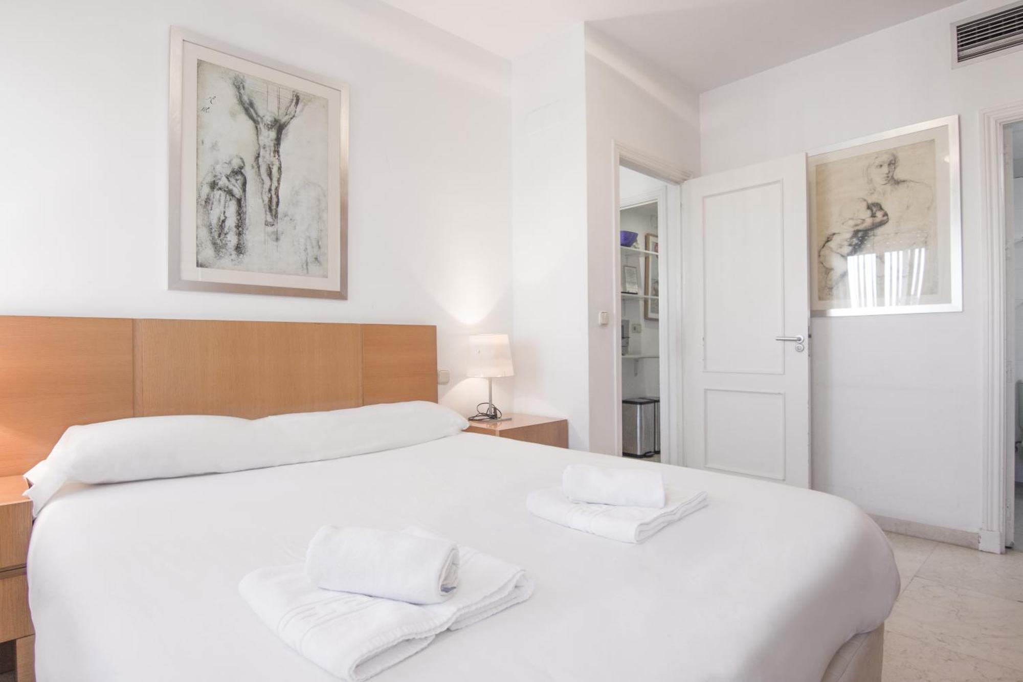 Apartamento Rentalsevilla Confortable Cerca Del Barrio De Santa Cruz *