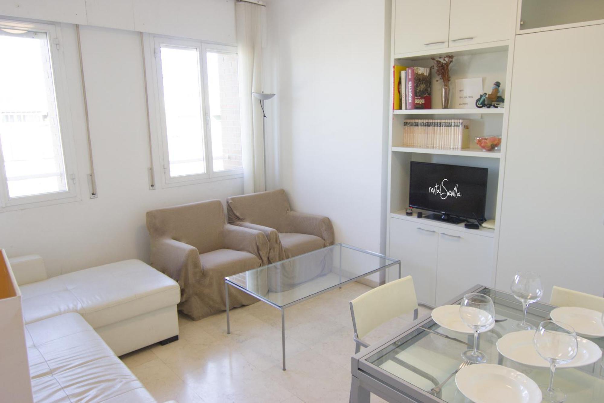 Rentalsevilla Confortable Cerca Del Barrio De Santa Cruz *