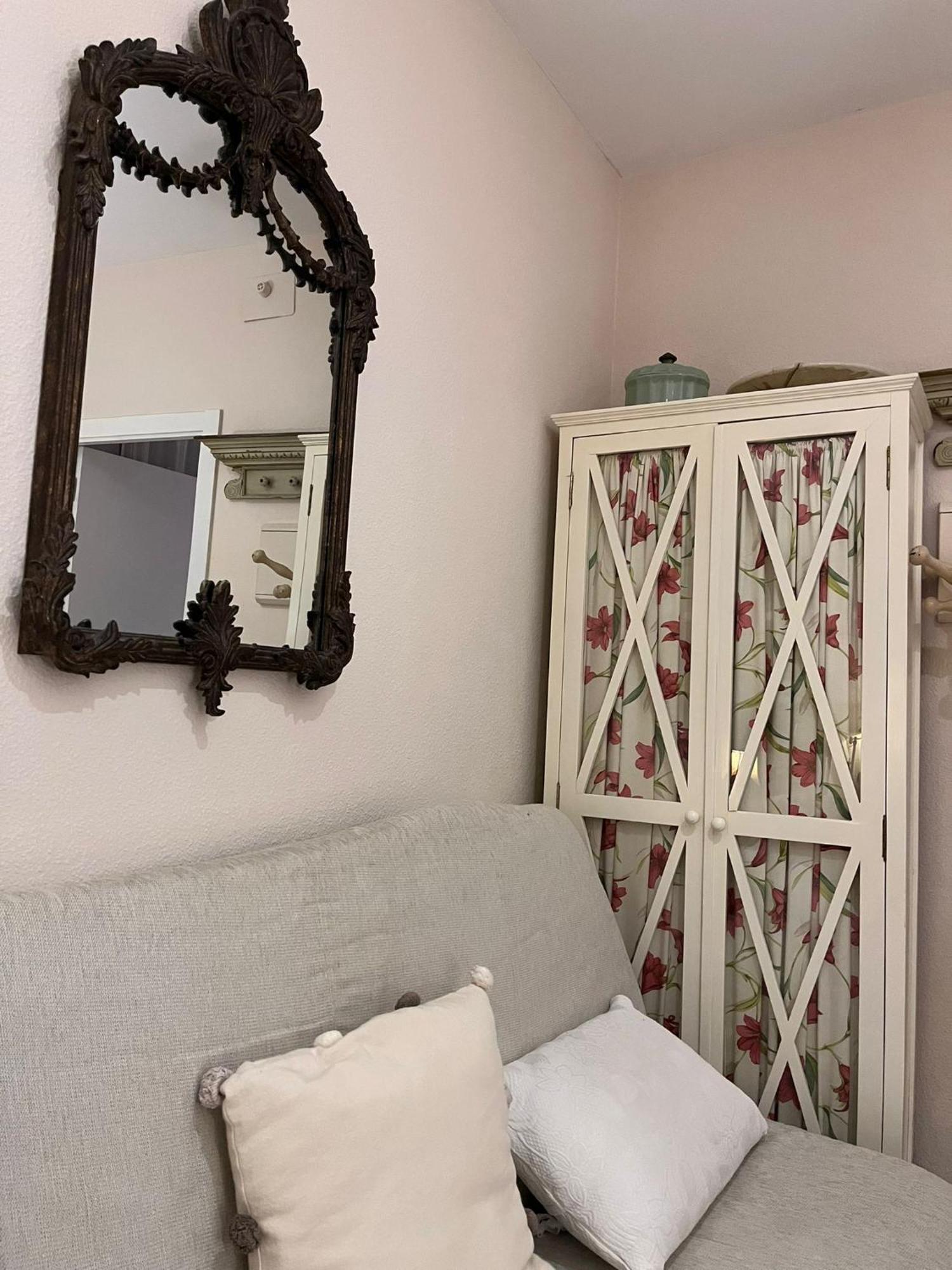 Con Encanto Muy Centrico En Pilatos Ideal Pareja Apartamento *