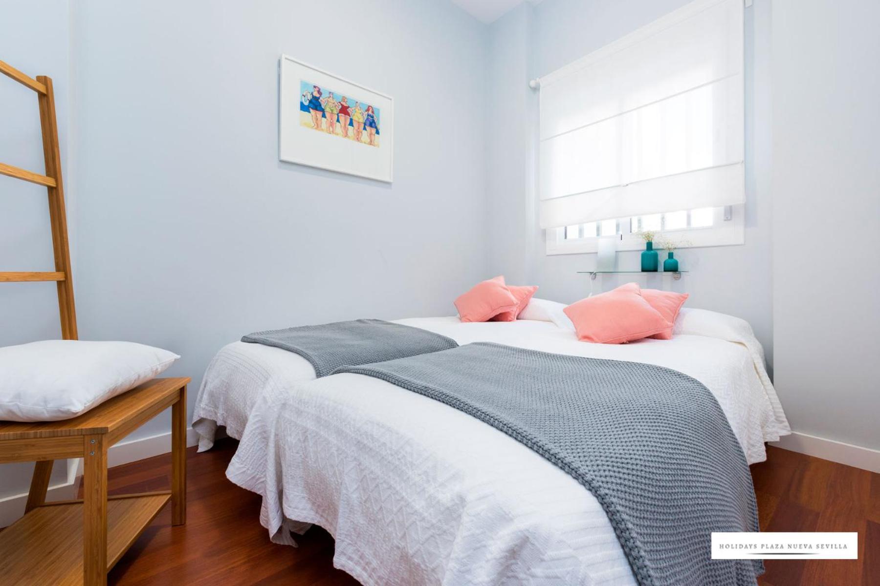 Holidays Plaza Nueva Apartment Seville