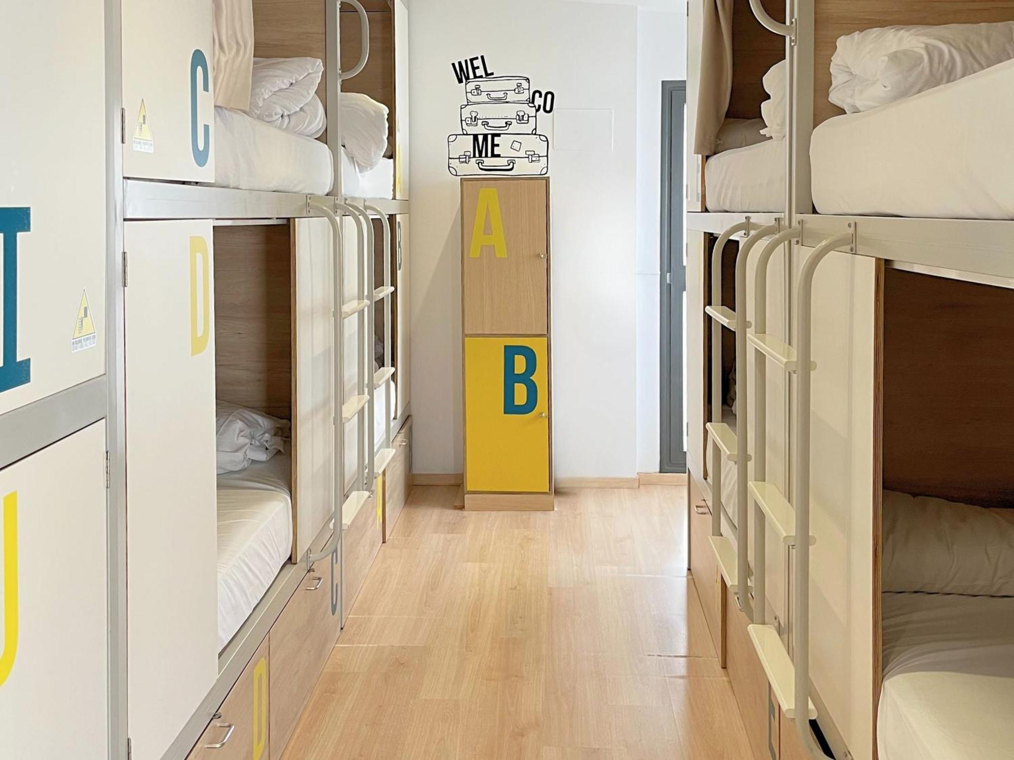 Hostal U-sense For Sevilla