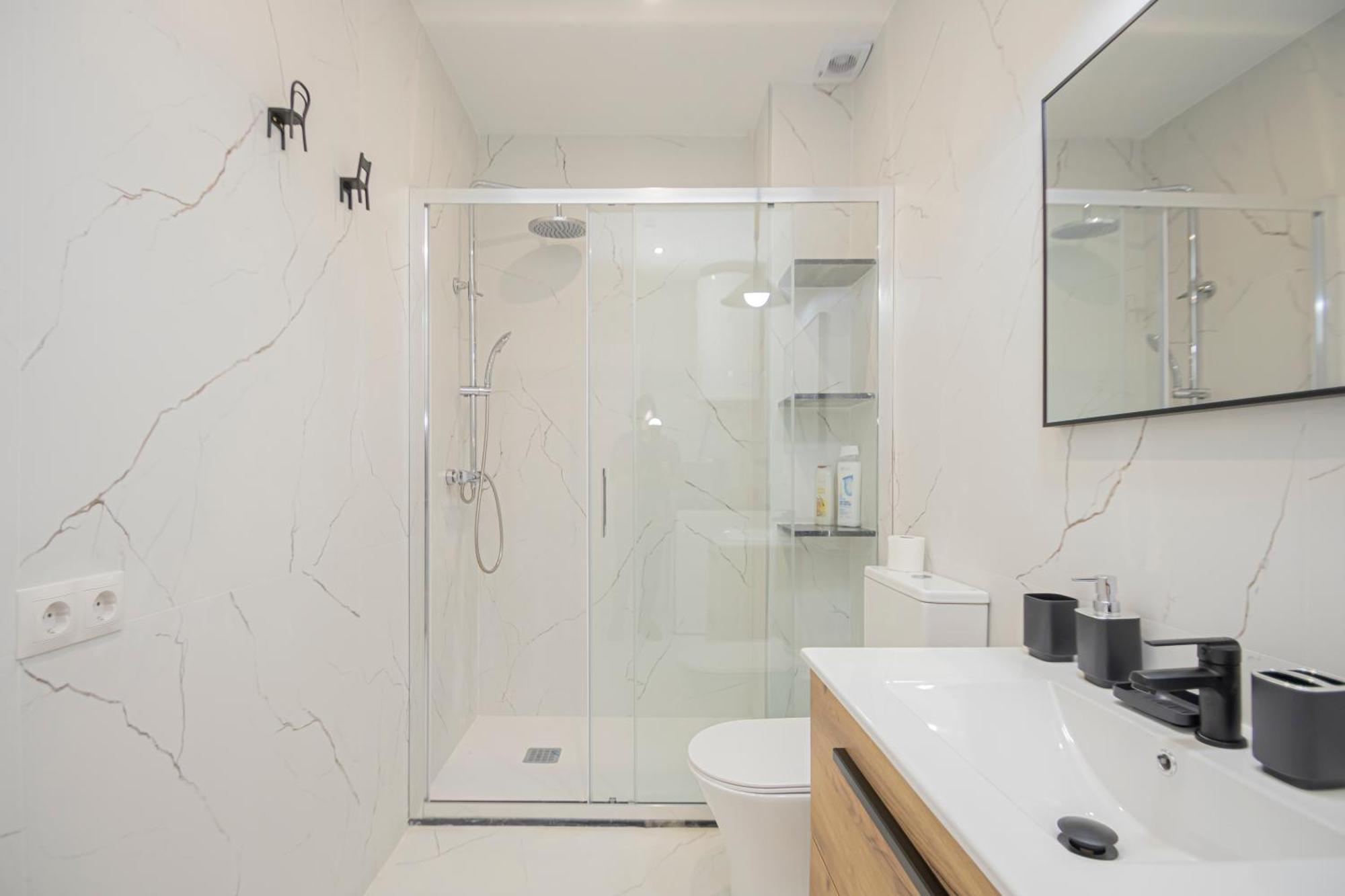 Apartamento New! Stunning Modern 2br Next To Feria Sevilla