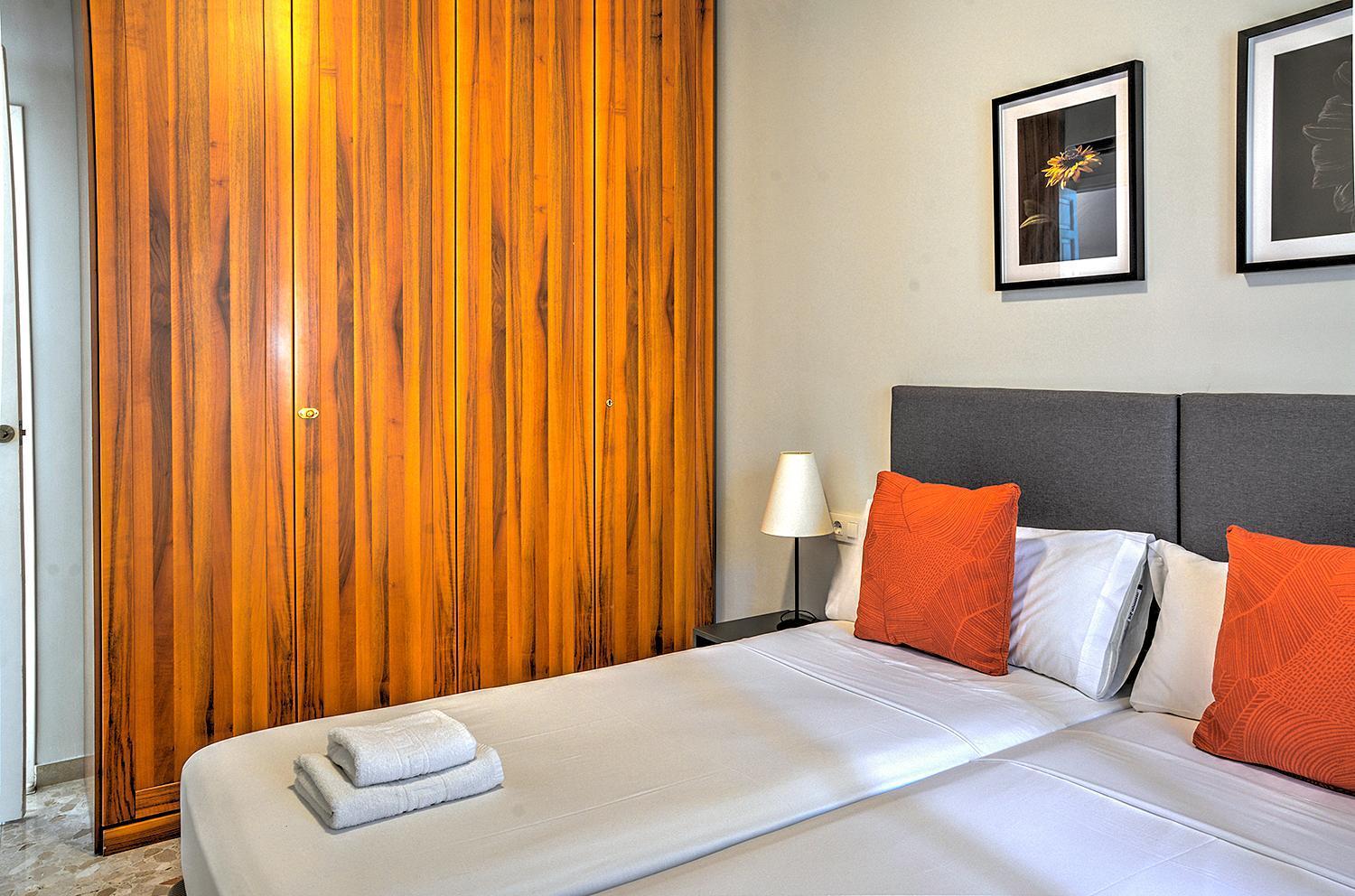 Calle Feria Deluxe Apartment