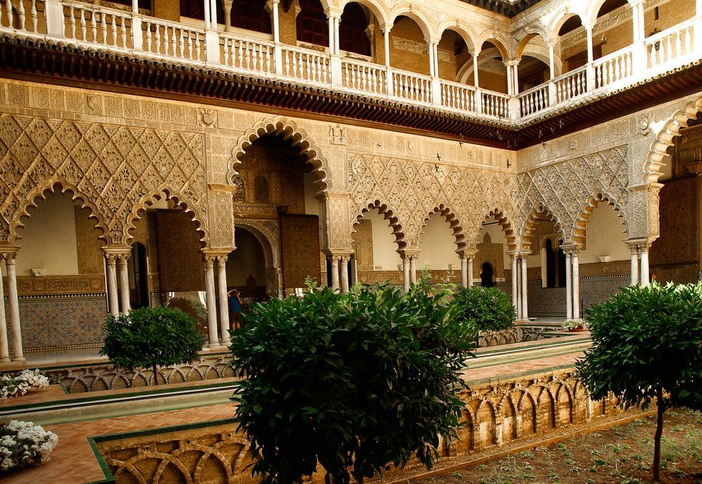 Luxury Ultra * Sevilla