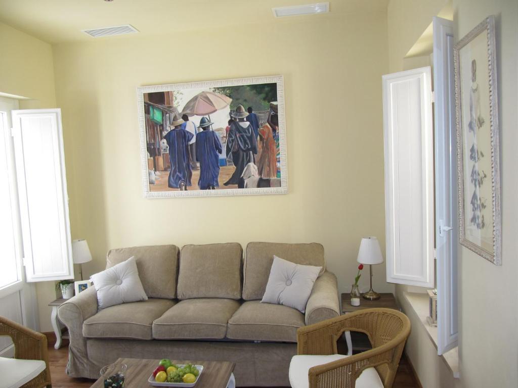 Life San Vicente Apartamento *