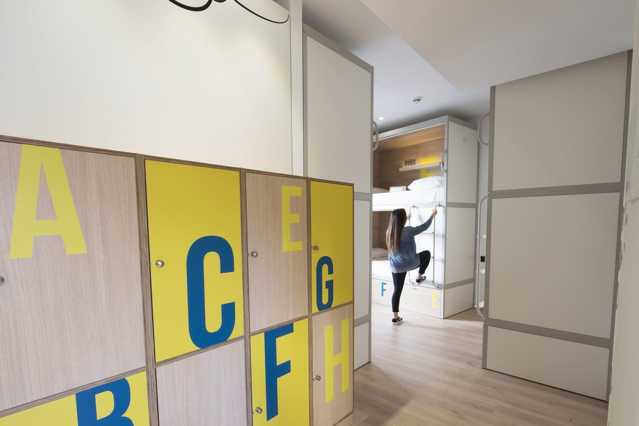 Hostal U-sense For *