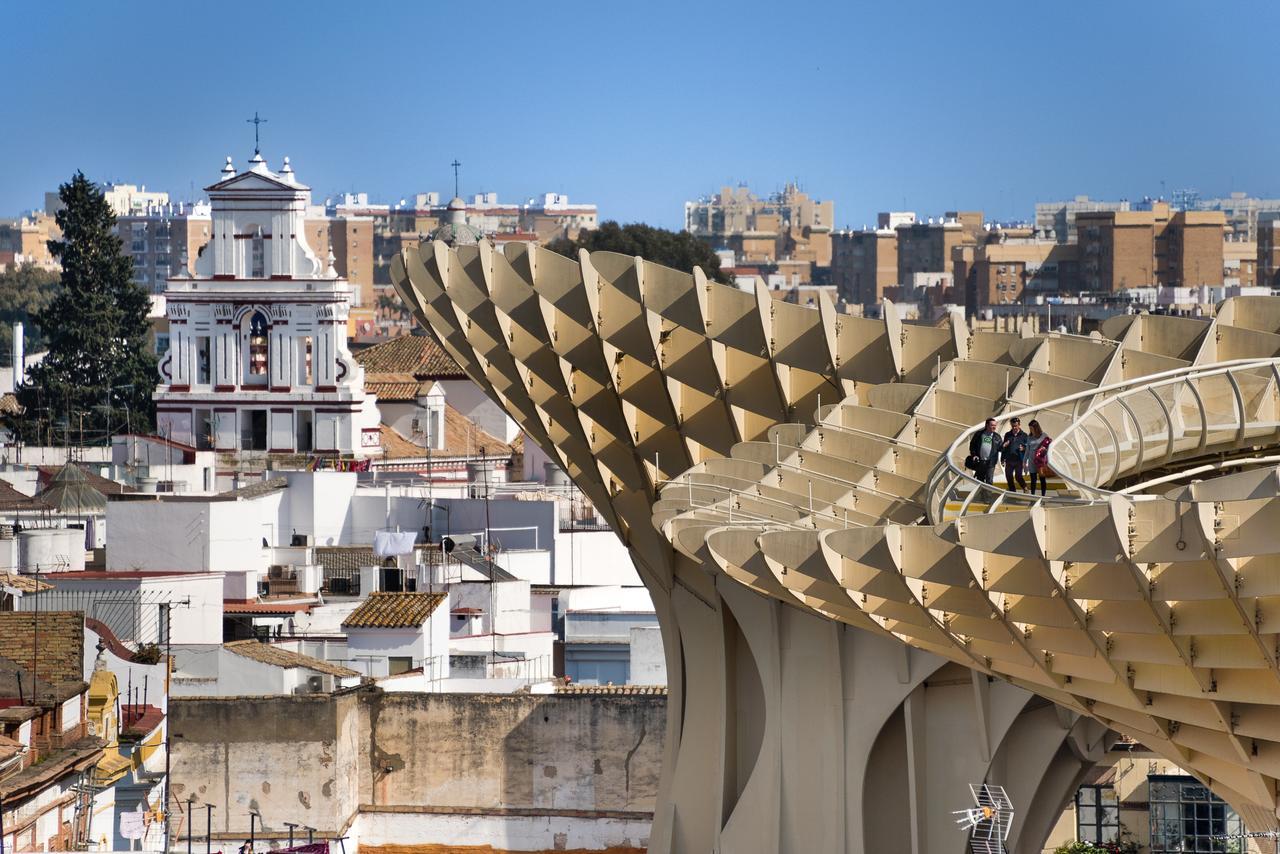 Genteel Encarnación Sevilla