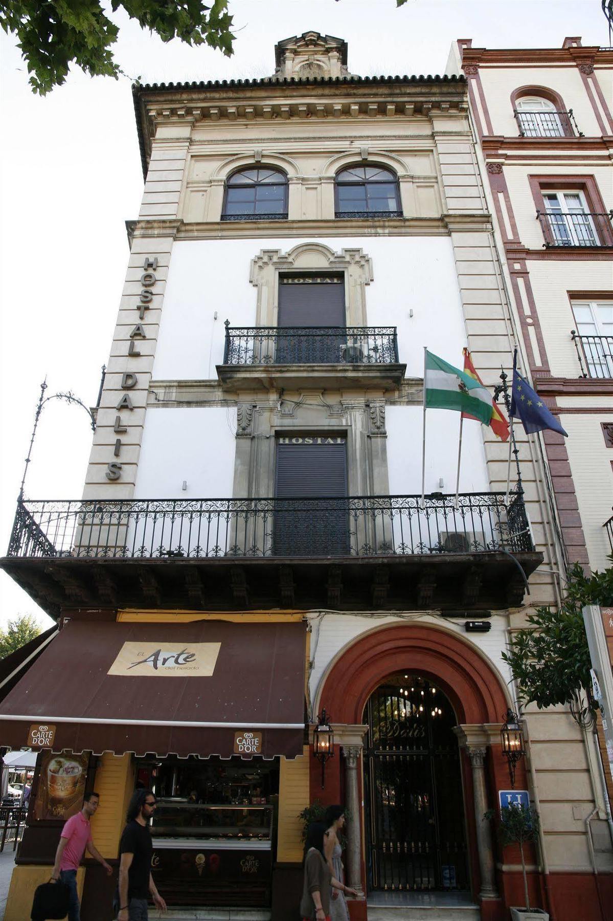 Pensión Dalis