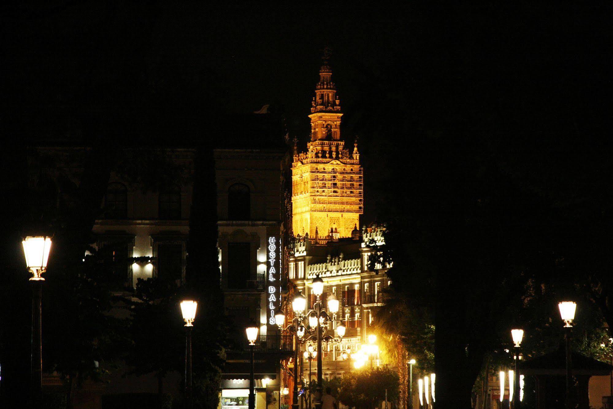 Dalis Pensión Sevilla