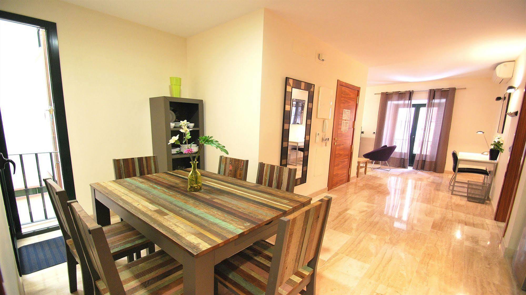 Living Centro Maestranza *