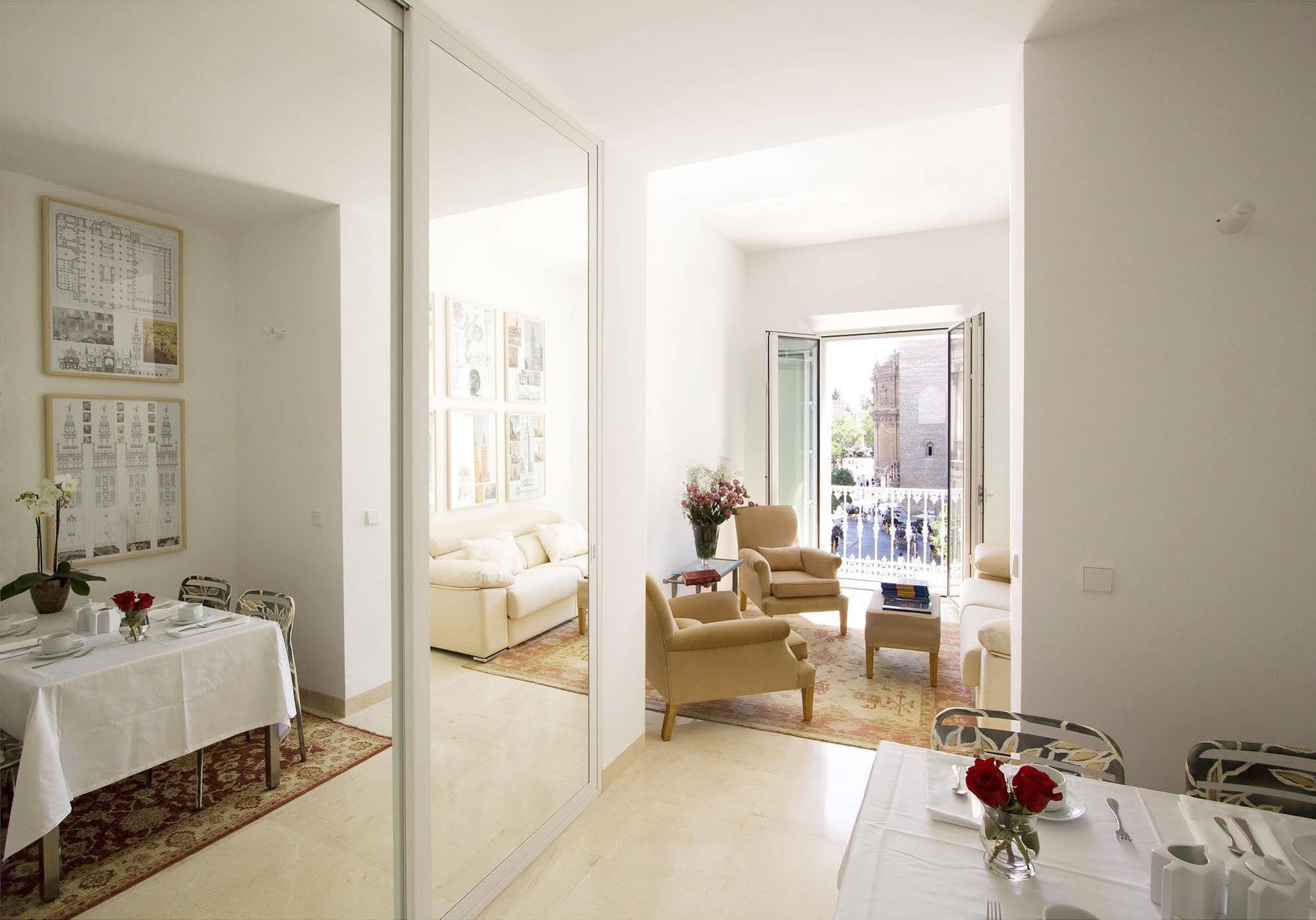 Alemanes Gradas Luxury * Sevilla