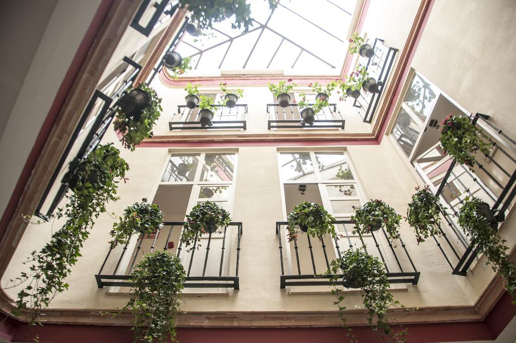 Callejon Del Agua 2* Seville