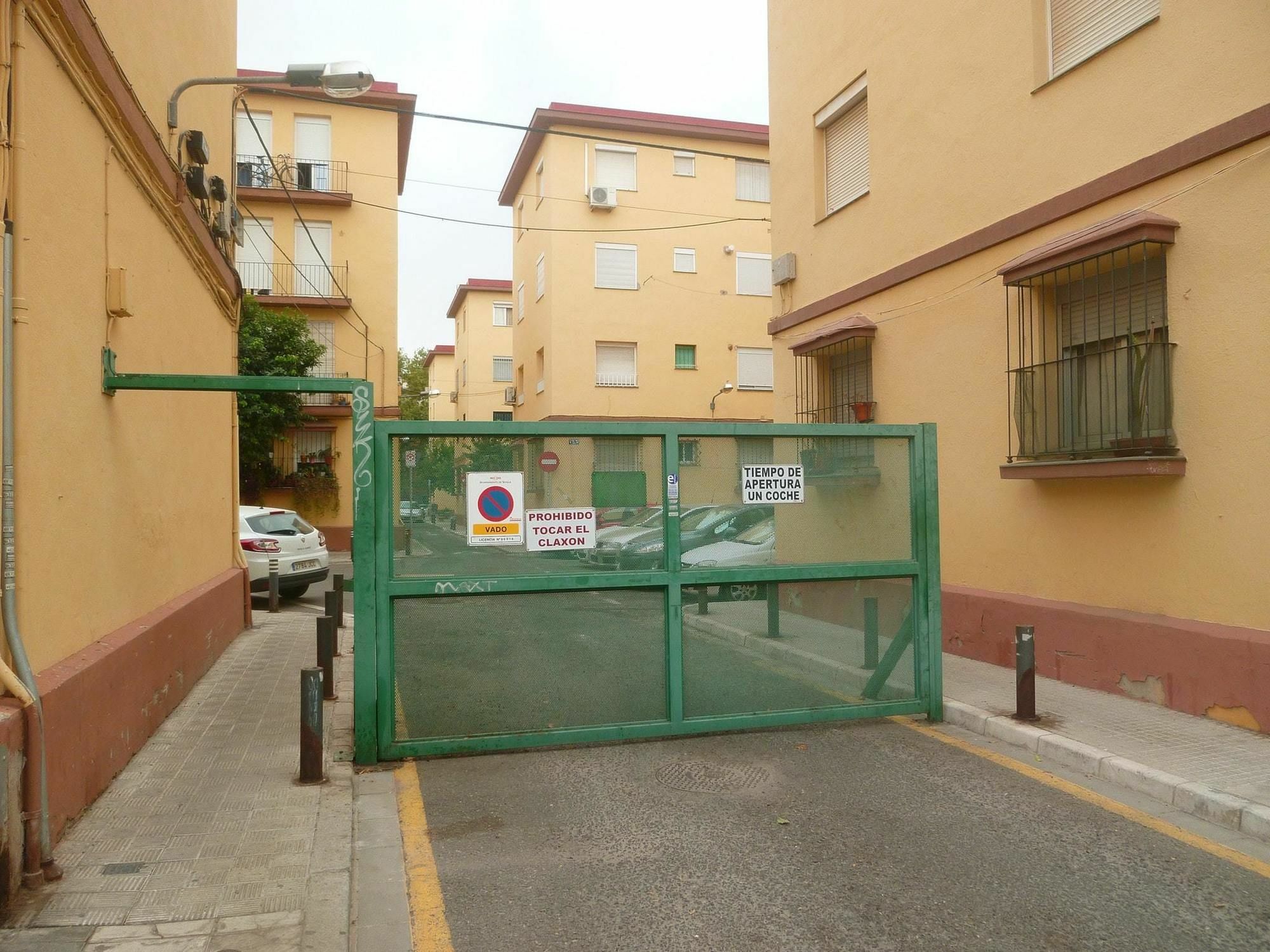 With 2 Bedrooms In Sevilla, With Wifi Apartamento Sevilla