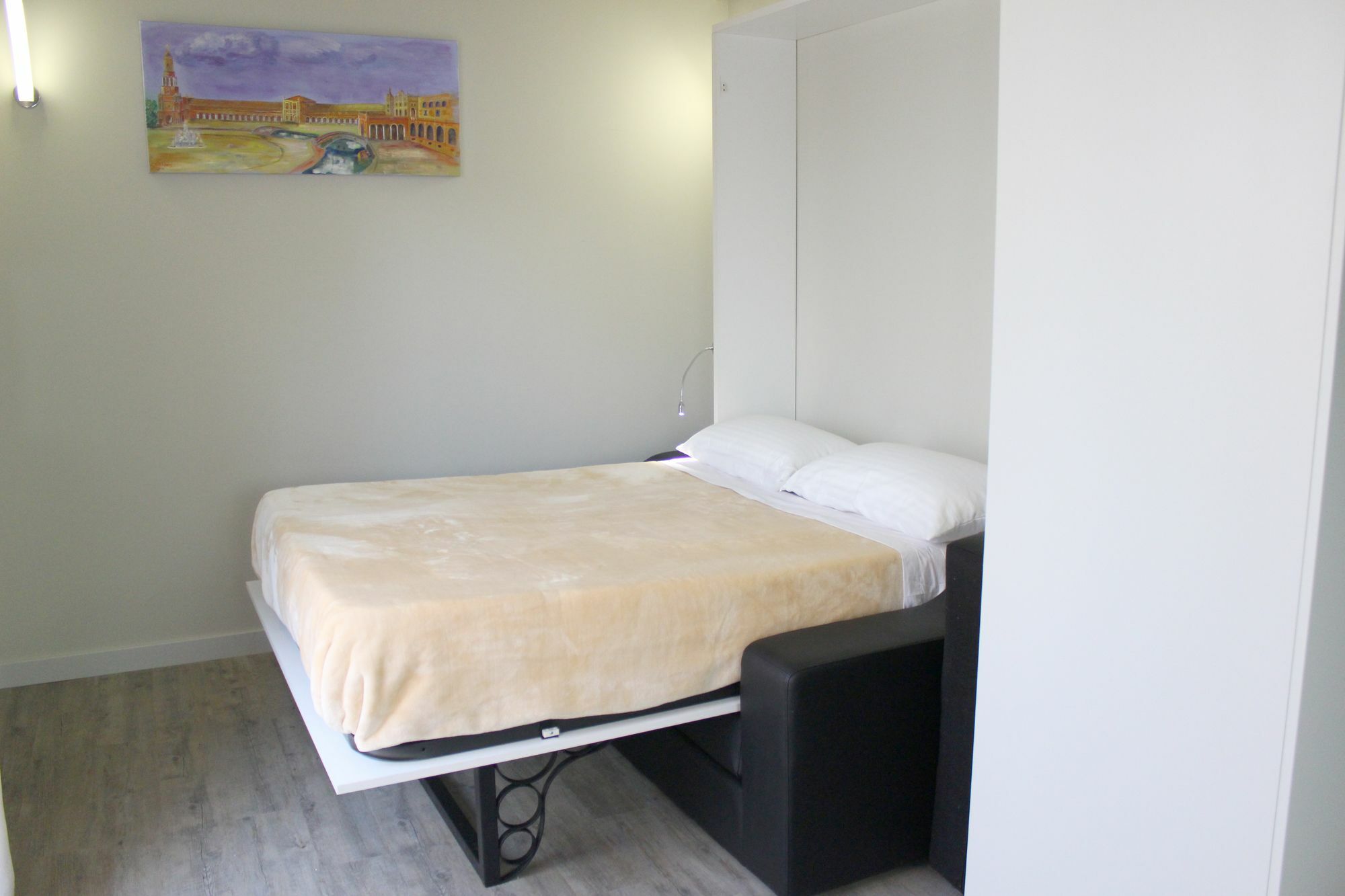 Apartment Maestranza - Santas Patronas By Magno Seville