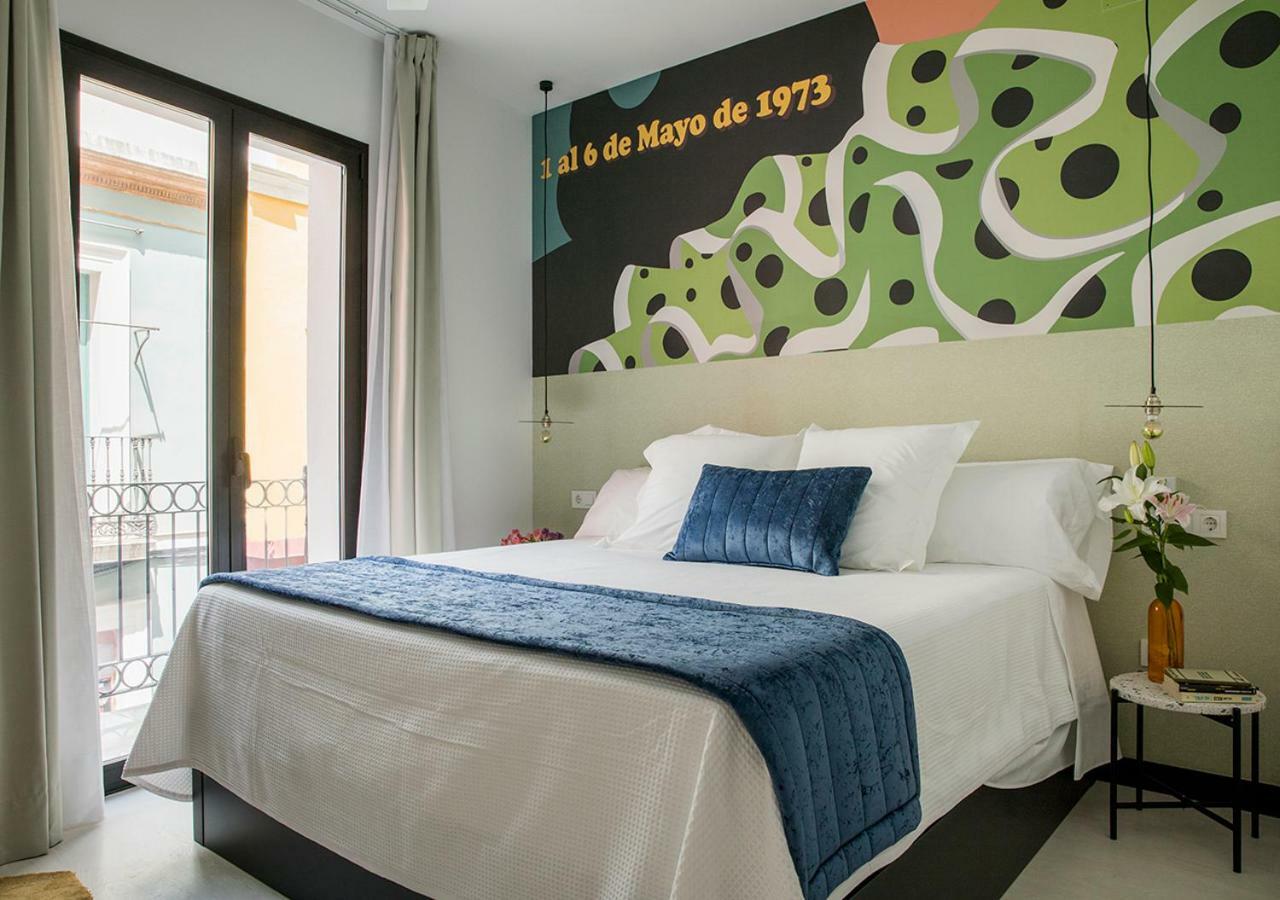 Feria Pool & Luxury * Seville