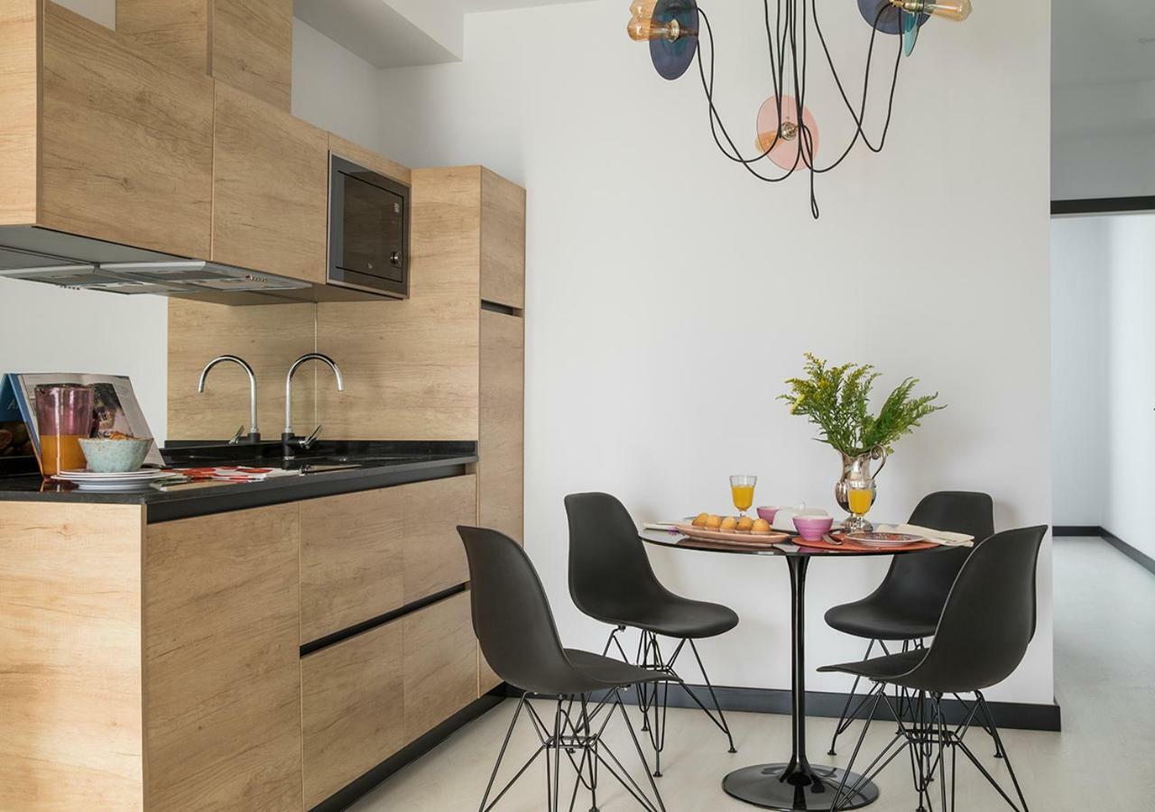 Feria Pool & Luxury Apartment Seville