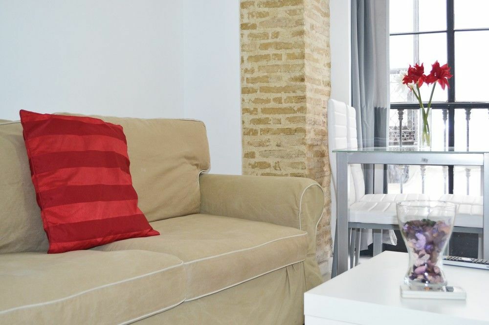 Reservaloen Mariano De Cavia Apartamento