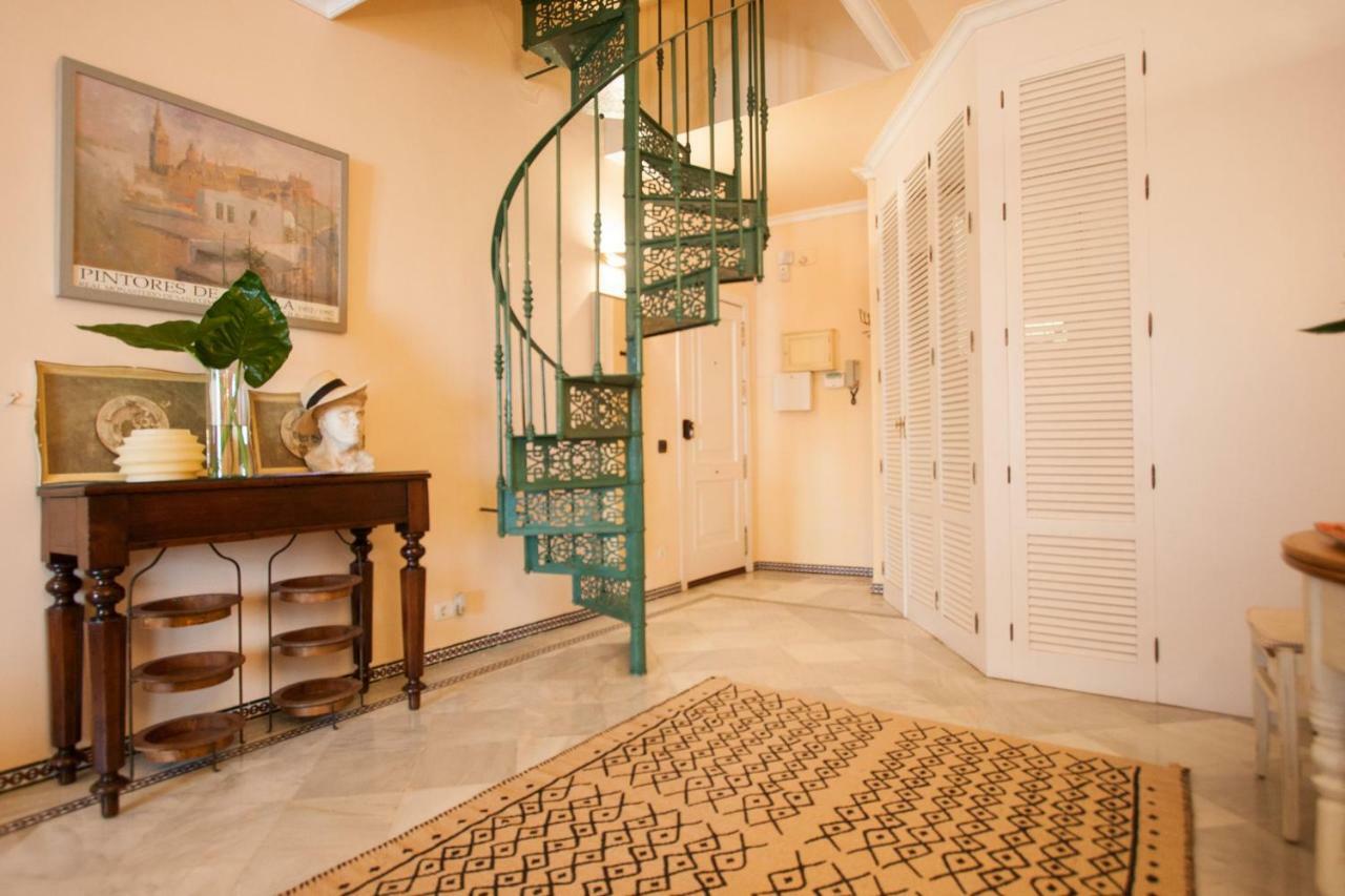Botanic Duplex Terrace 5 Pax Apartment