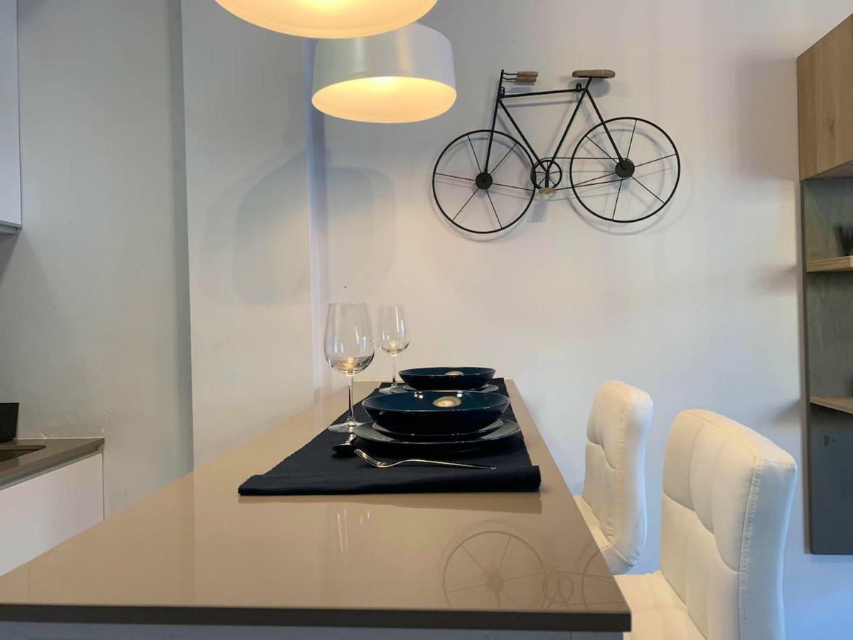 Luz Y Tranquilidad En El Casco Histórico - Parking Gratis Apartamento *