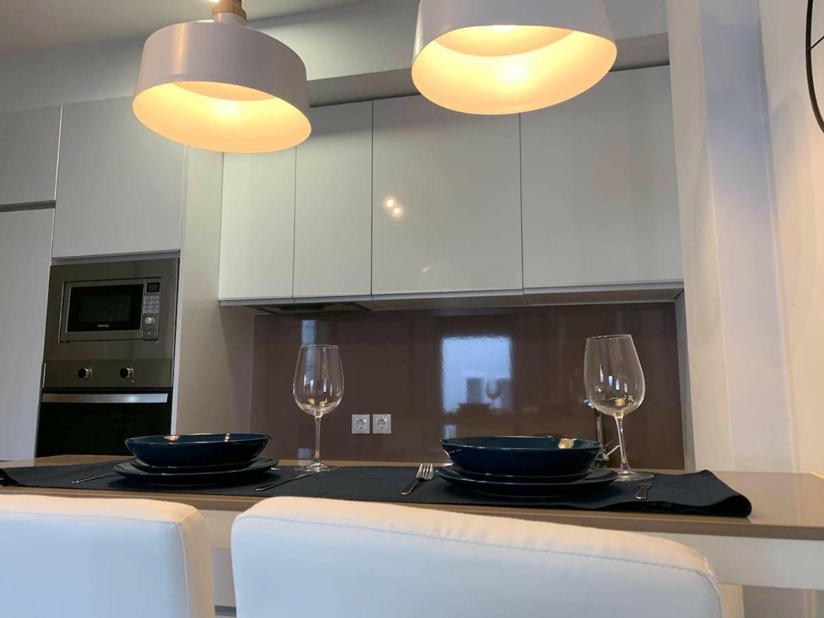 Apartamento Luz Y Tranquilidad En El Casco Histórico - Parking Gratis *