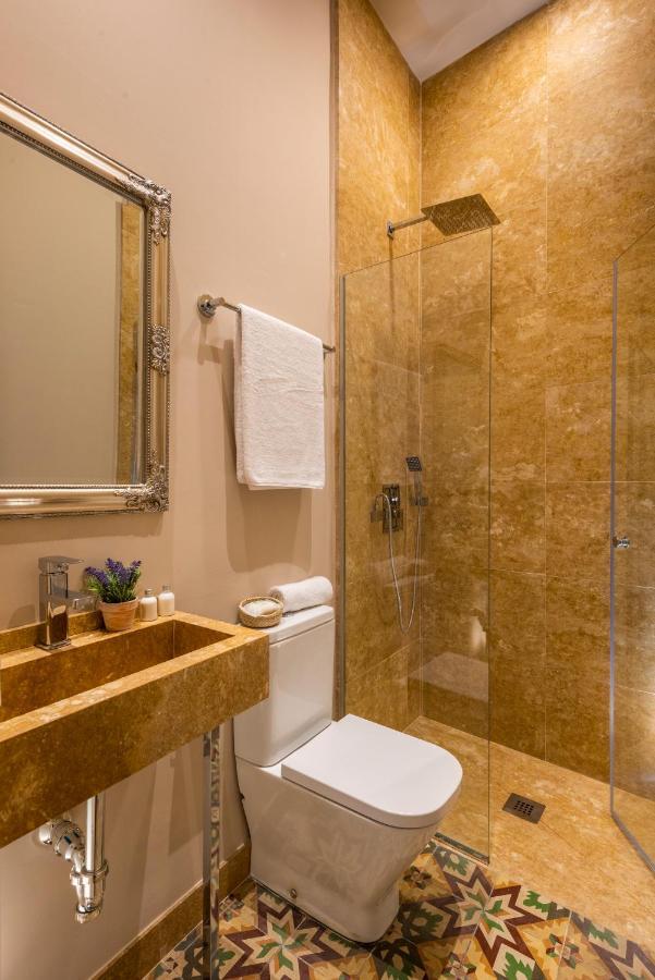 Imperial Luxury & Modern Apartment Seville