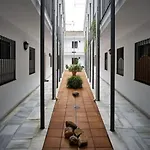Tranquilo Apto. Reformado En Pleno Centro