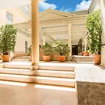 Comfy Holiday Home In Seville Near Town Centre