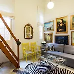 Pretty Duplex In Bohemian District-City Center