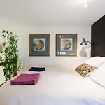 Pretty Duplex In Bohemian District-City Center