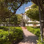 Alkazar Gardens Old Town 6 Pax