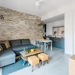 Apartamento Luminoso a los pies del Puente de Triana