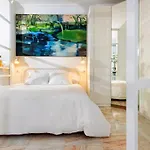 Unico Alcazar Apartment