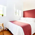Genteel Home Lope de Rueda